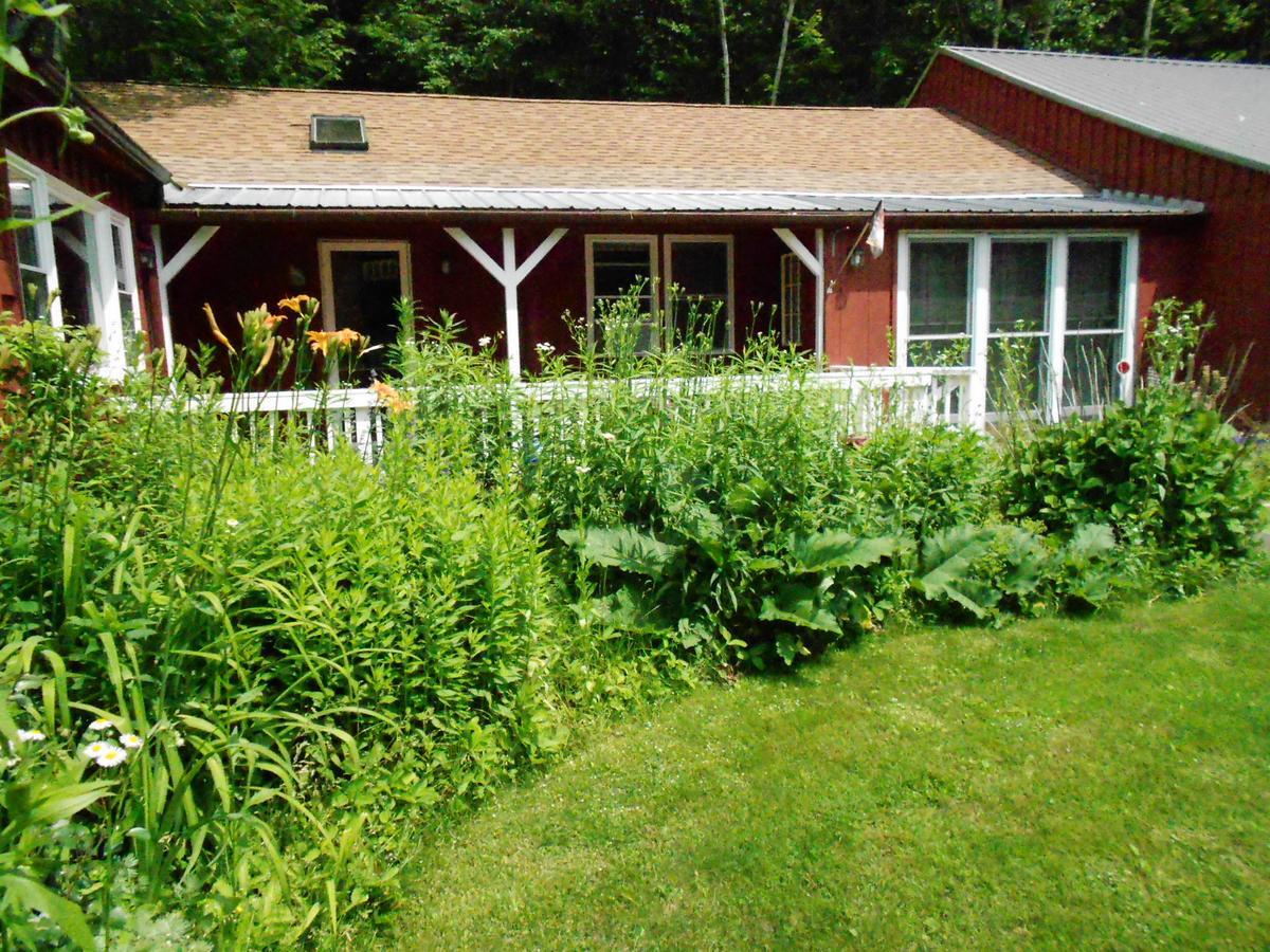 Shelburne Falls Cavalier Cottage B&B מראה חיצוני תמונה